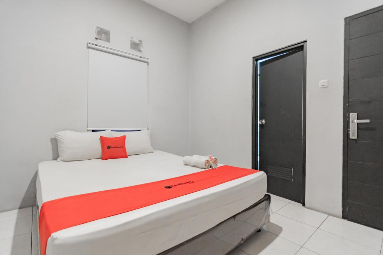 Reddoorz Near Exit Toll Pasteur 4 Hotel Bandung Ngoại thất bức ảnh