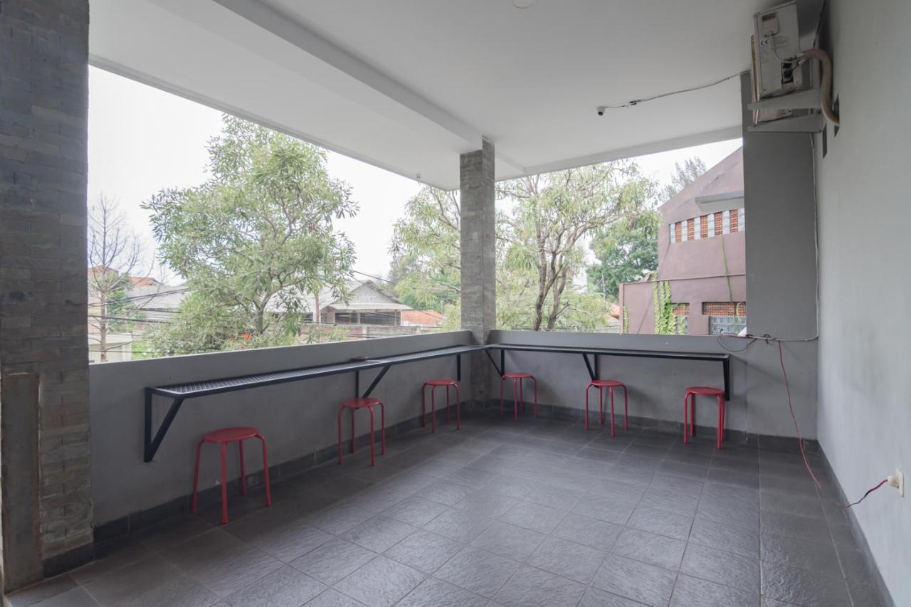 Reddoorz Near Exit Toll Pasteur 4 Hotel Bandung Ngoại thất bức ảnh