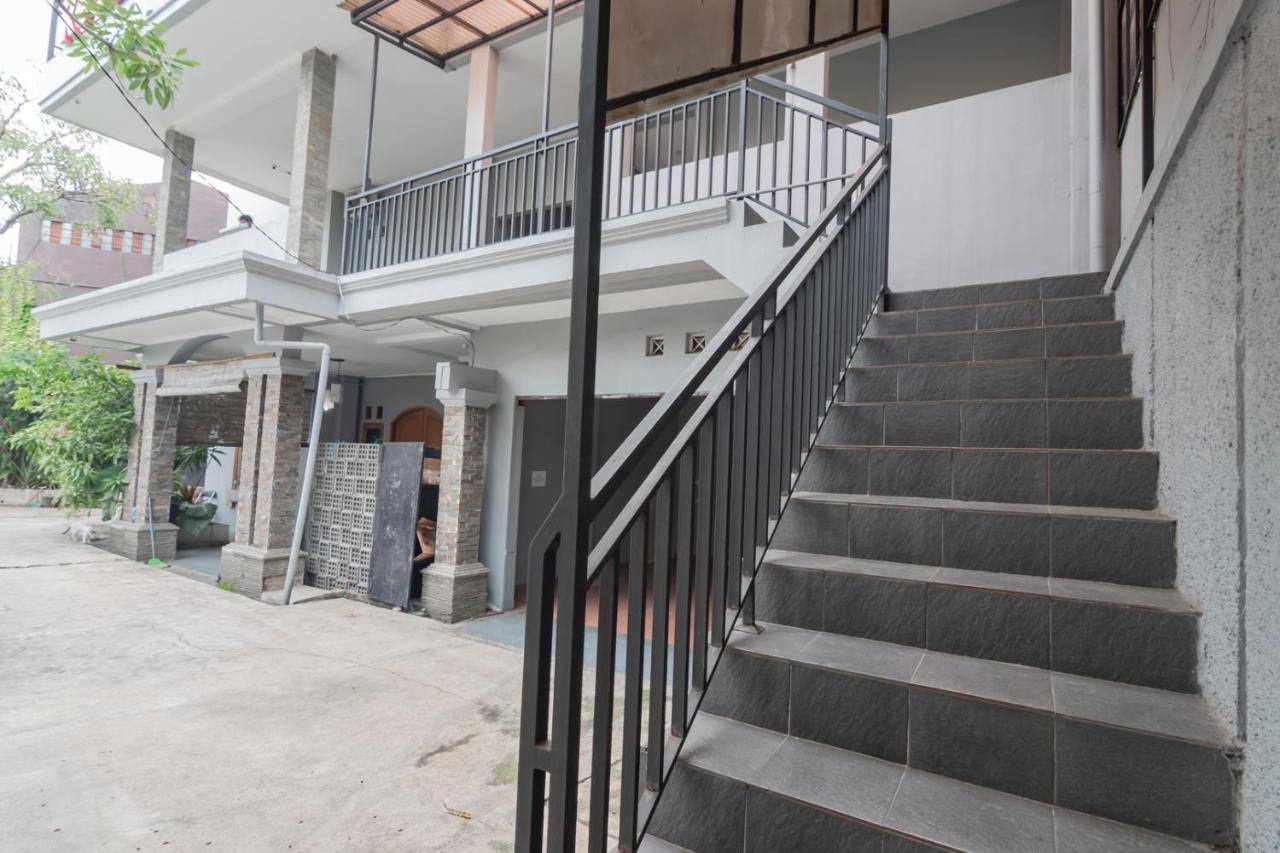 Reddoorz Near Exit Toll Pasteur 4 Hotel Bandung Ngoại thất bức ảnh