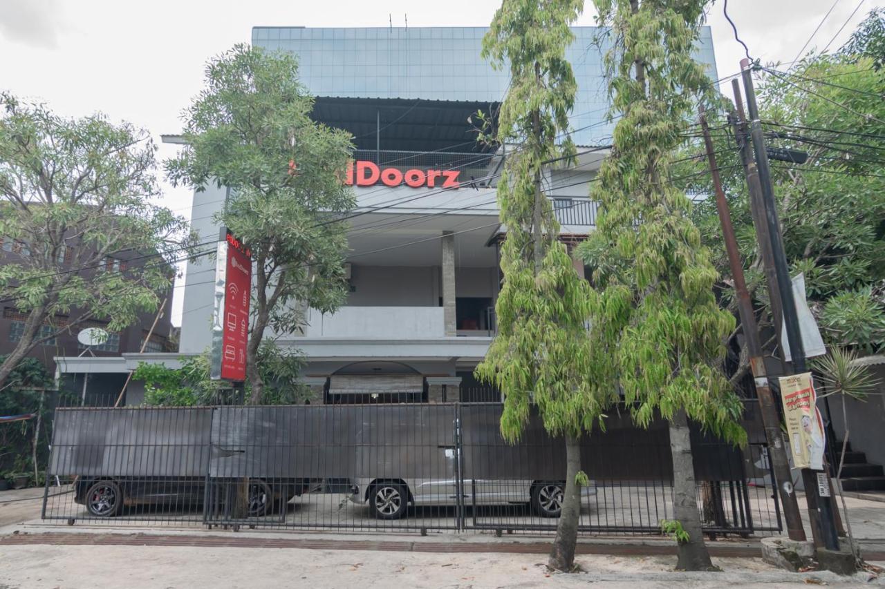 Reddoorz Near Exit Toll Pasteur 4 Hotel Bandung Ngoại thất bức ảnh
